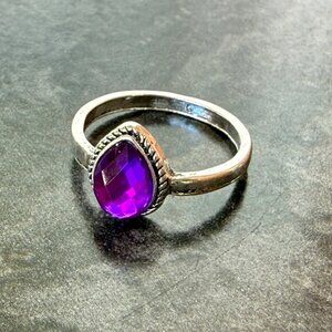 Purple Teardrop Faux Gem Ring Size 6 Silver Tone Fashion Jewelry Coquette Style